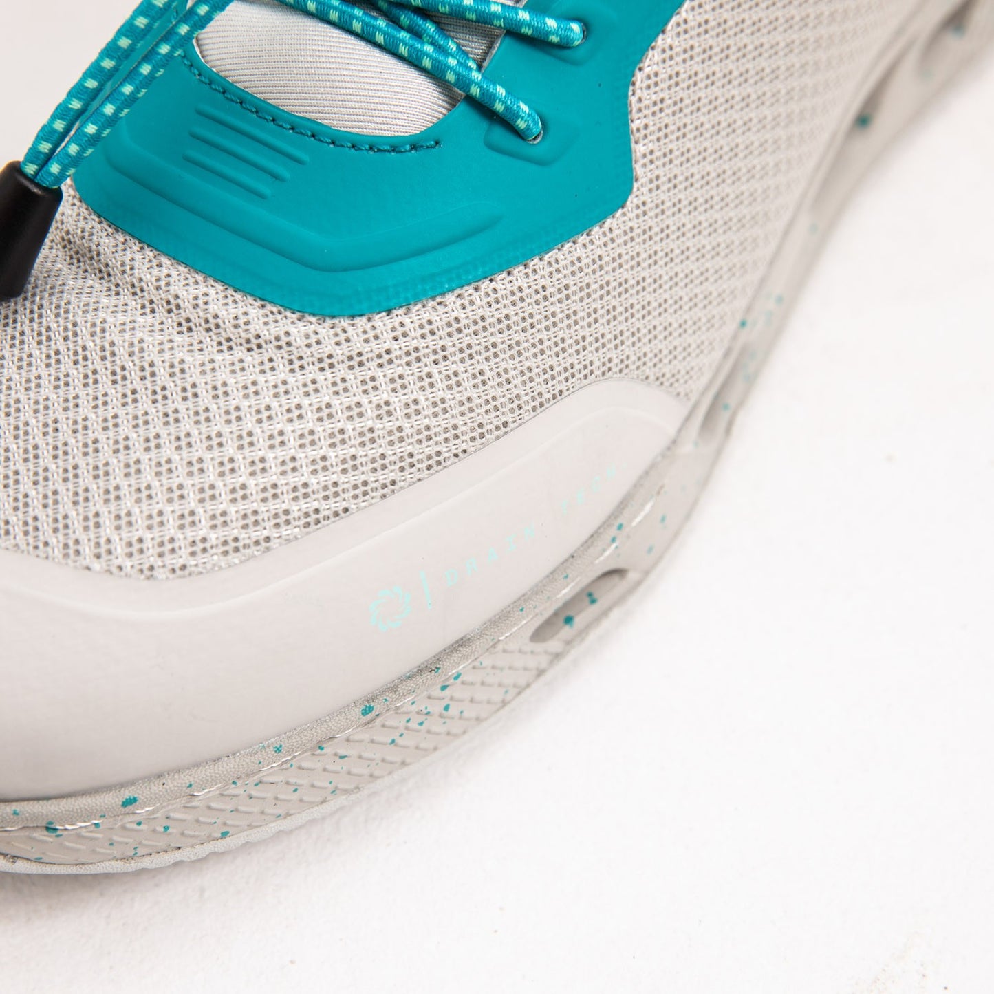 Discover Silver Grey